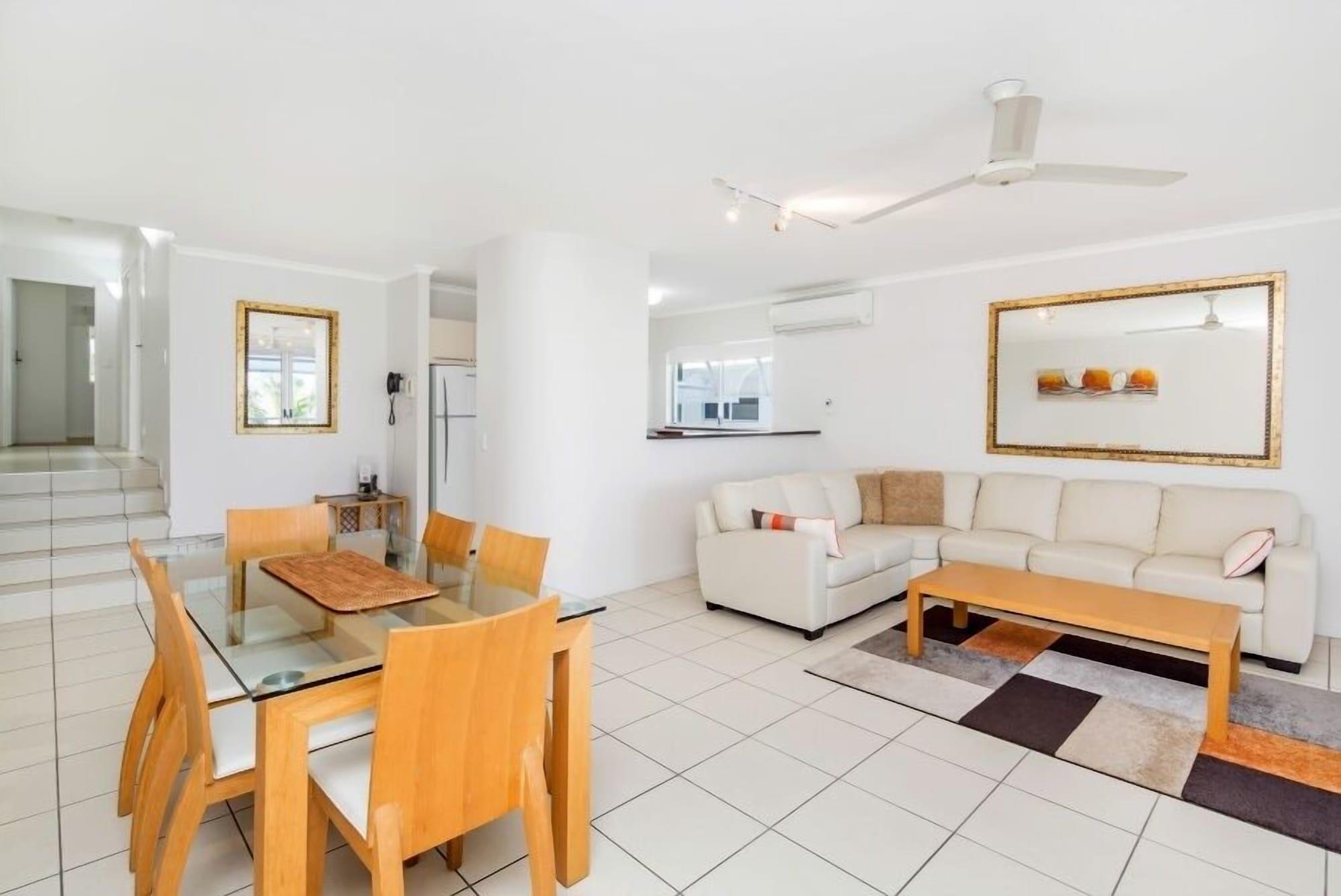 Bali Hai Apartments Noosa Luaran gambar
